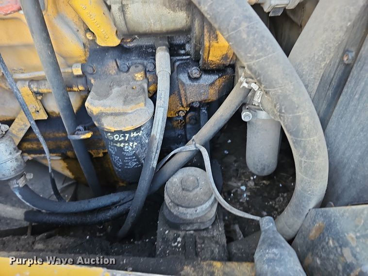 image for item DQ8653 2007 John Deere 644J wheel loader