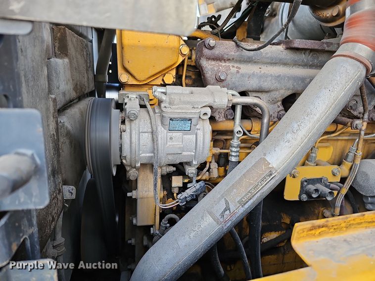 image for item DQ8653 2007 John Deere 644J wheel loader