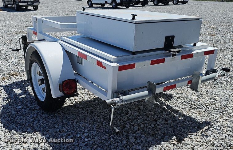 image for item DQ8703 1999 M.P.H. Industries TRL990523 radar trailer