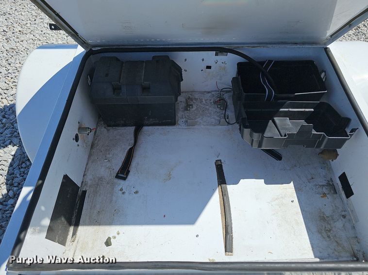 image for item DQ8703 1999 M.P.H. Industries TRL990523 radar trailer