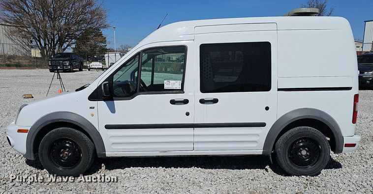 image for item DQ8705 2013 Ford Transit Connect XLT van