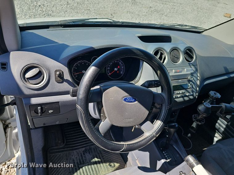 image for item DQ8705 2013 Ford Transit Connect XLT van