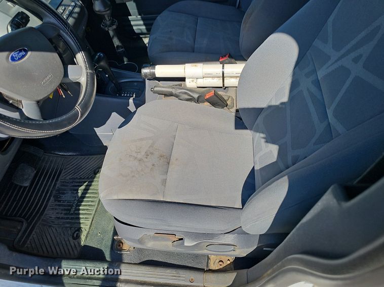 image for item DQ8705 2013 Ford Transit Connect XLT van