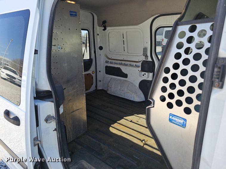 image for item DQ8705 2013 Ford Transit Connect XLT van