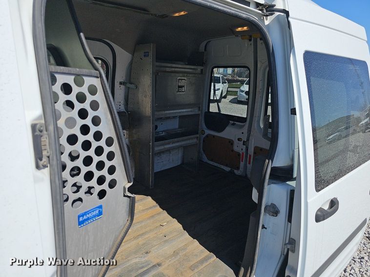 image for item DQ8705 2013 Ford Transit Connect XLT van