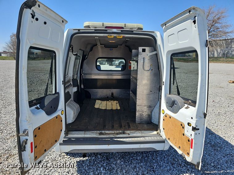image for item DQ8705 2013 Ford Transit Connect XLT van