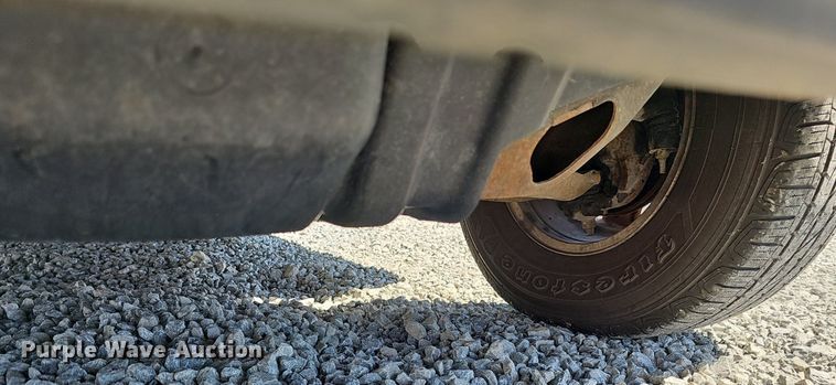 image for item DQ8706 2004 Chevrolet Tahoe SUV