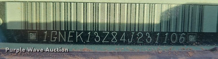 image for item DQ8706 2004 Chevrolet Tahoe SUV