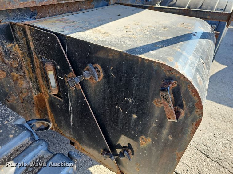 image for item DR5991 2013 Ford F750 Super Duty XL hook lift truck