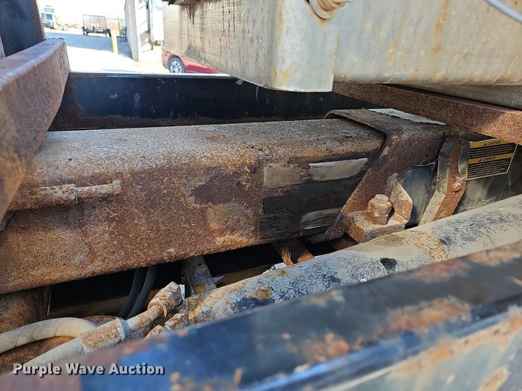 image for item DR5991 2013 Ford F750 Super Duty XL hook lift truck