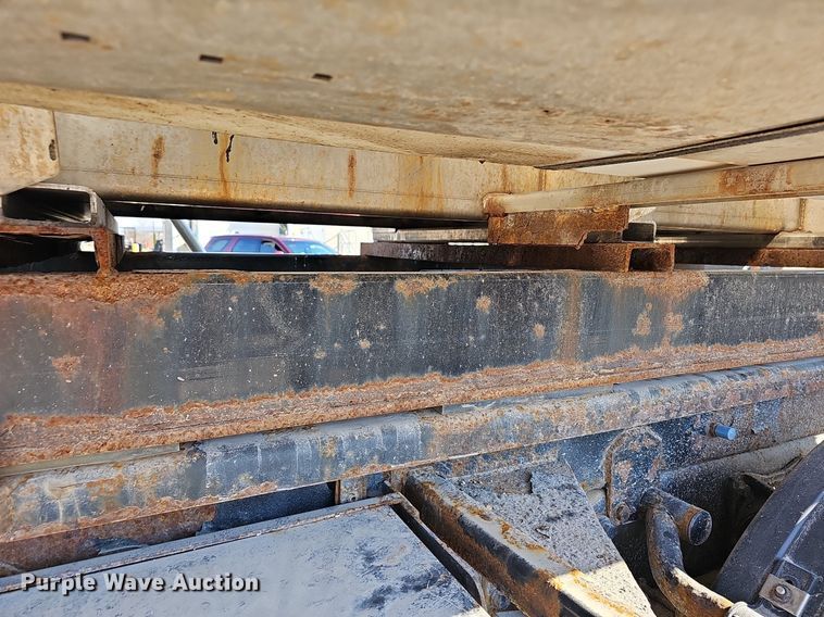 image for item DR5991 2013 Ford F750 Super Duty XL hook lift truck