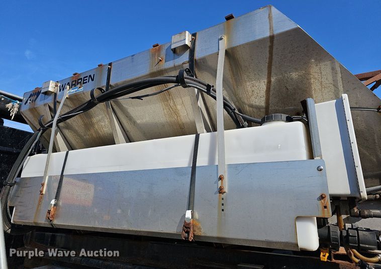 image for item DR5991 2013 Ford F750 Super Duty XL hook lift truck