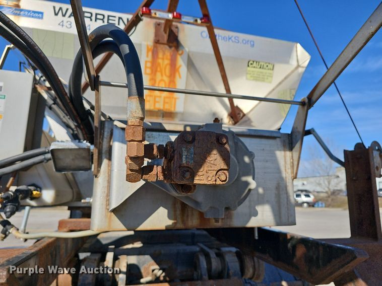 image for item DR5991 2013 Ford F750 Super Duty XL hook lift truck