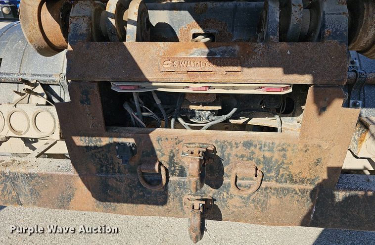 image for item DR5991 2013 Ford F750 Super Duty XL hook lift truck