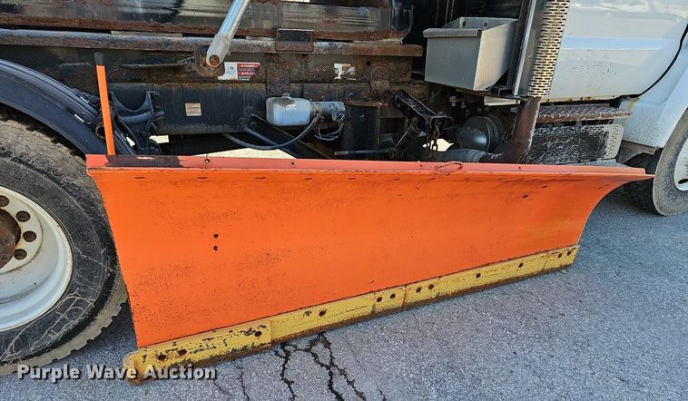 image for item DR5991 2013 Ford F750 Super Duty XL hook lift truck