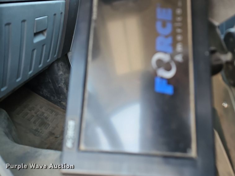 image for item DR5991 2013 Ford F750 Super Duty XL hook lift truck