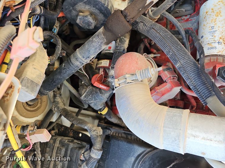 image for item DR5991 2013 Ford F750 Super Duty XL hook lift truck