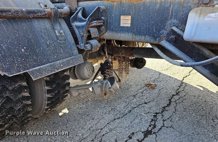 image for item DR5991 2013 Ford F750 Super Duty XL hook lift truck