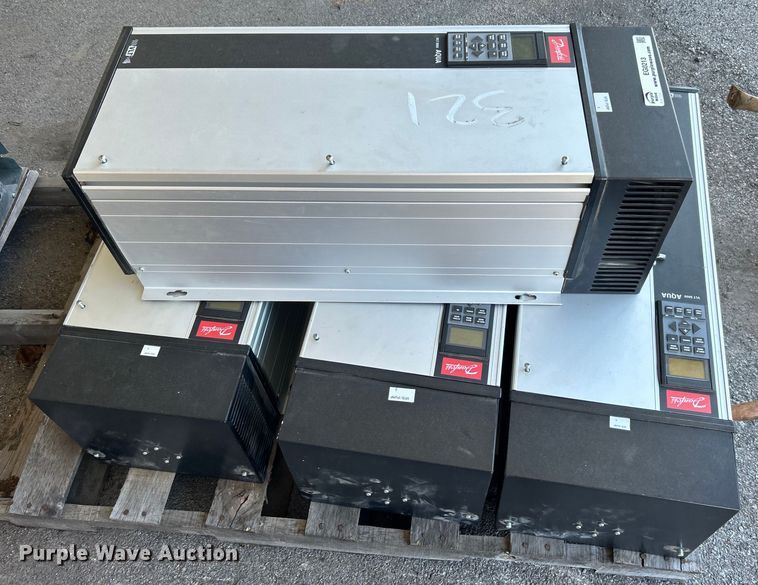 image for item EG0213 Danfoss (8) variable frequency drives