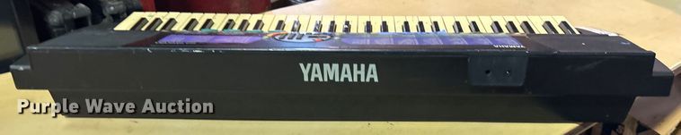 image for item EG0256 Yamaha AWM keyboard