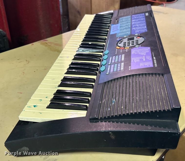 image for item EG0256 Yamaha AWM keyboard