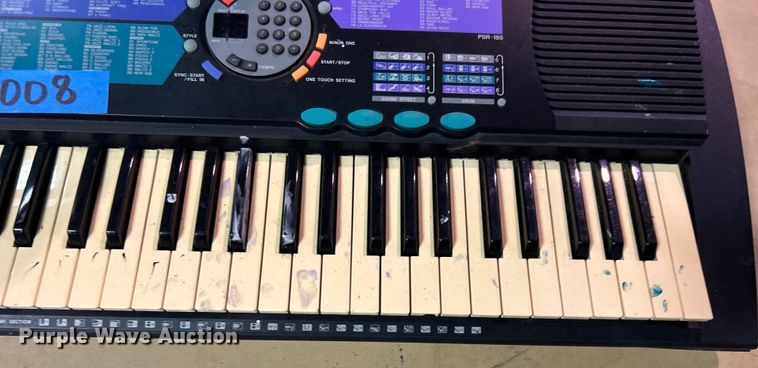 image for item EG0256 Yamaha AWM keyboard