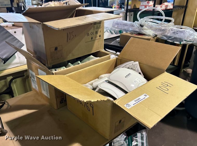 image for item EG0260 Approximately (70) Aruba Networks AP-105 Indoor Wi-Fi access points