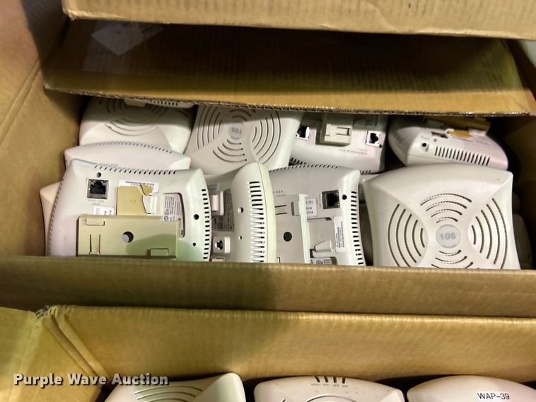 image for item EG0260 Approximately (70) Aruba Networks AP-105 Indoor Wi-Fi access points