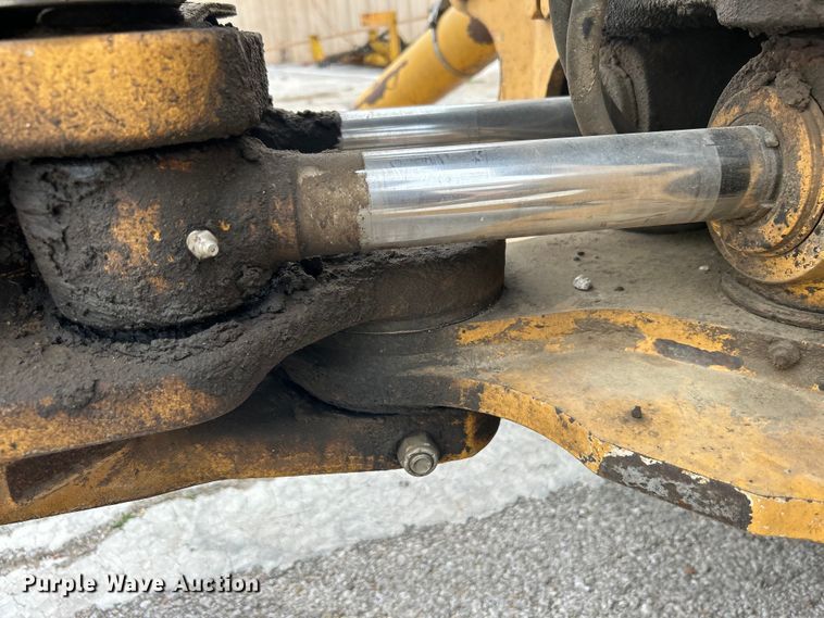 image for item EG0287 2011 John Deere 310SJ backhoe