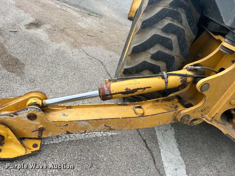 image for item EG0287 2011 John Deere 310SJ backhoe