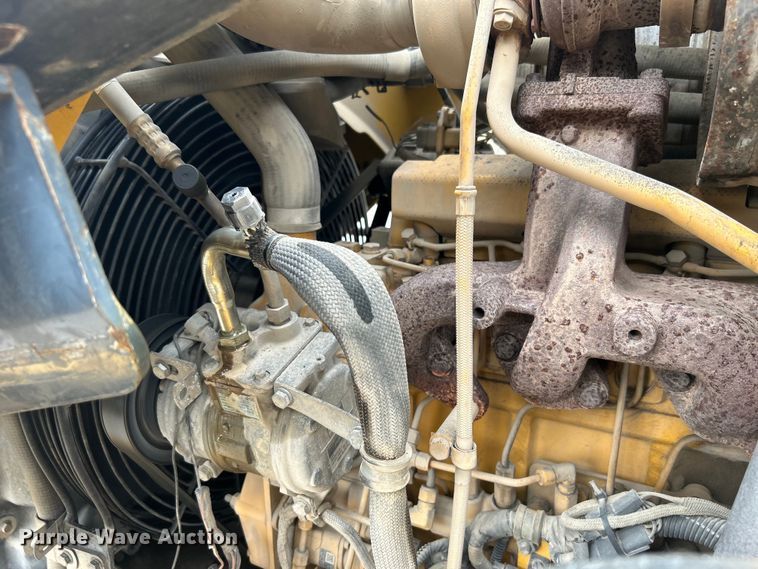 image for item EG0287 2011 John Deere 310SJ backhoe