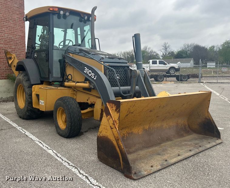 image for item EG0288 2009 John Deere 310SJ backhoe