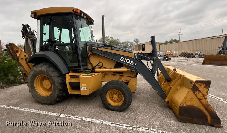 image for item EG0288 2009 John Deere 310SJ backhoe