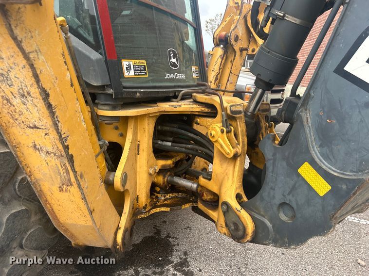 image for item EG0288 2009 John Deere 310SJ backhoe