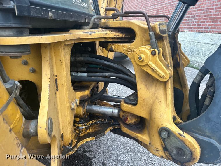image for item EG0288 2009 John Deere 310SJ backhoe