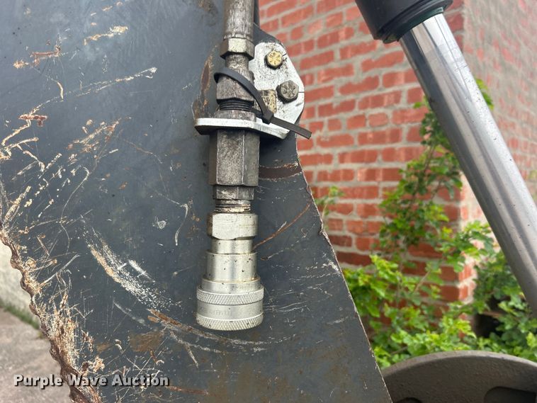 image for item EG0288 2009 John Deere 310SJ backhoe