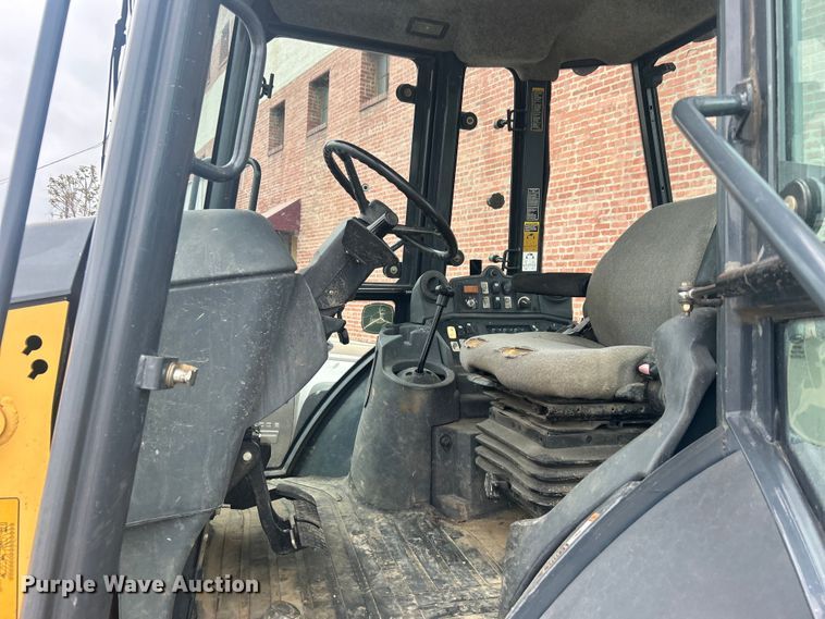 image for item EG0288 2009 John Deere 310SJ backhoe