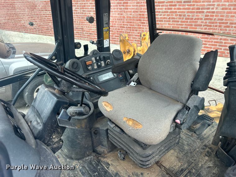 image for item EG0288 2009 John Deere 310SJ backhoe