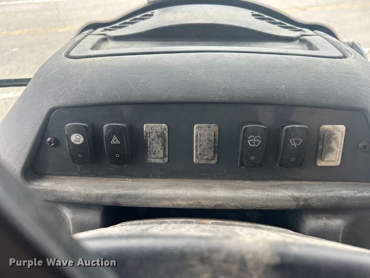 image for item EG0288 2009 John Deere 310SJ backhoe