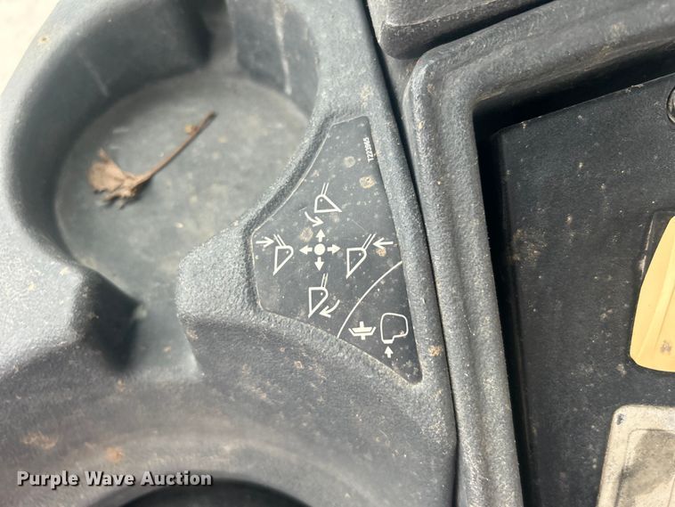 image for item EG0288 2009 John Deere 310SJ backhoe