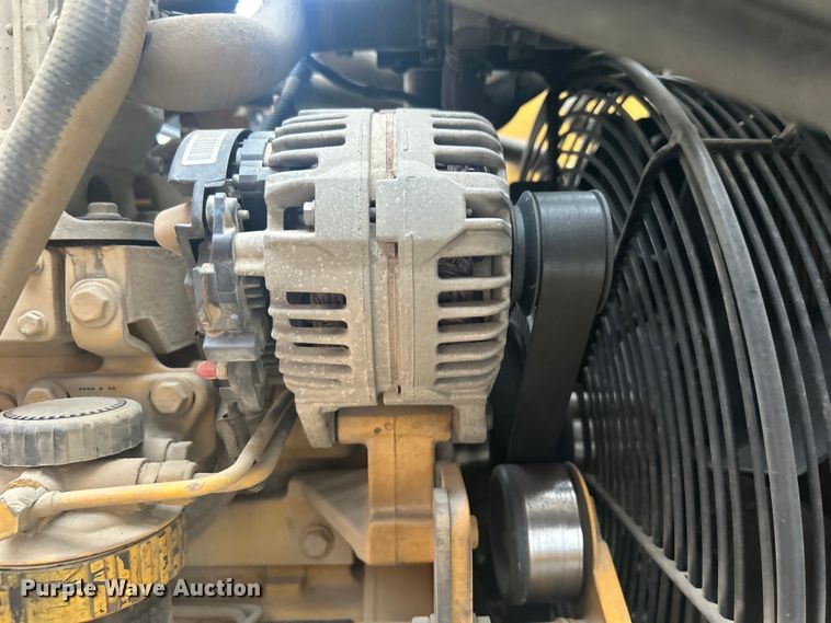 image for item EG0288 2009 John Deere 310SJ backhoe