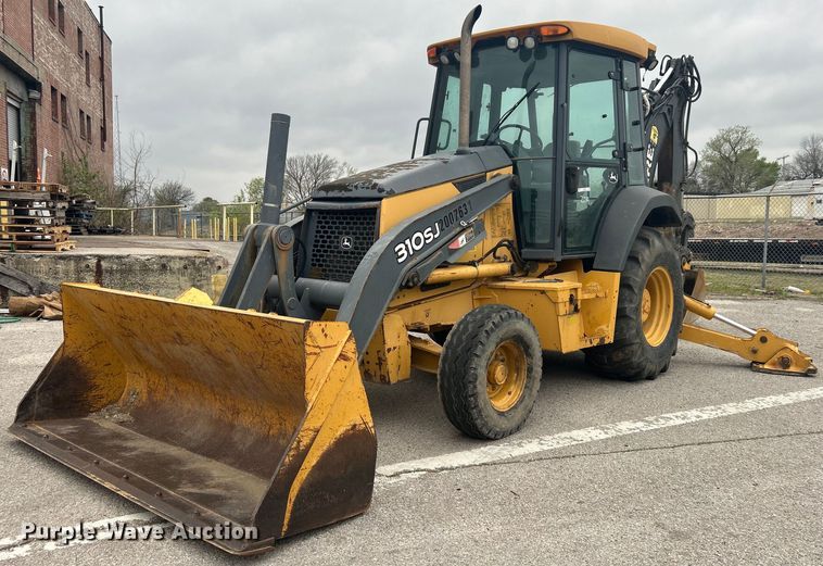 image for item EG0289 2008 John Deere 310SJ backhoe