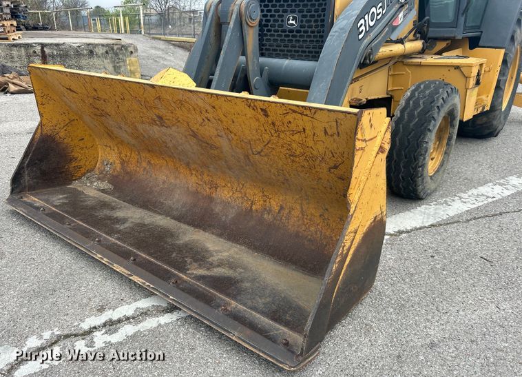 image for item EG0289 2008 John Deere 310SJ backhoe