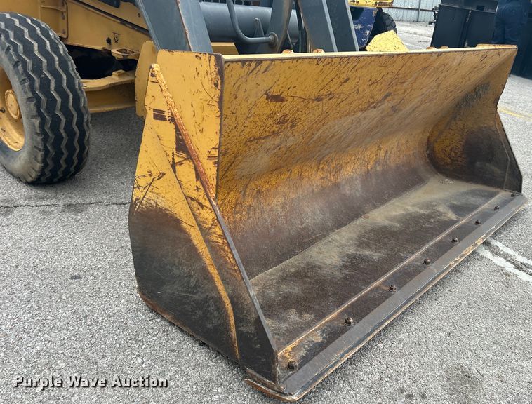 image for item EG0289 2008 John Deere 310SJ backhoe
