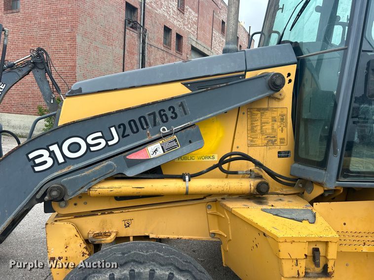 image for item EG0289 2008 John Deere 310SJ backhoe