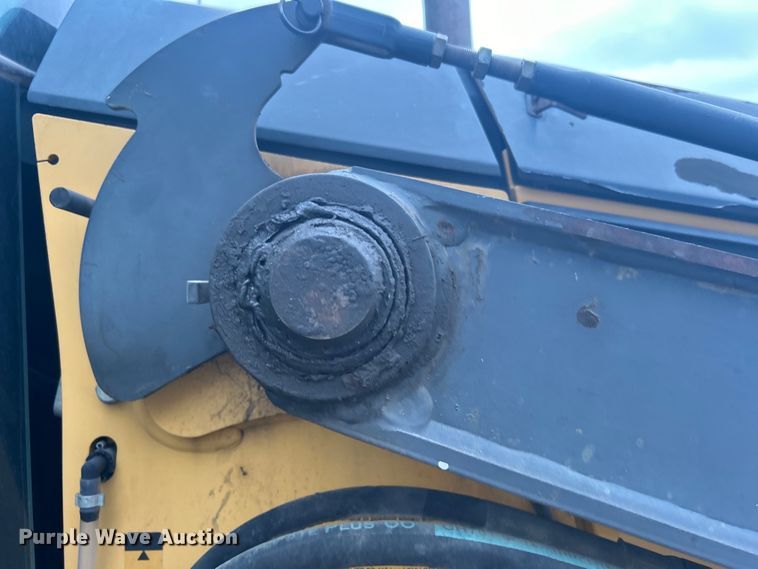 image for item EG0289 2008 John Deere 310SJ backhoe