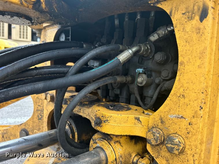 image for item EG0289 2008 John Deere 310SJ backhoe