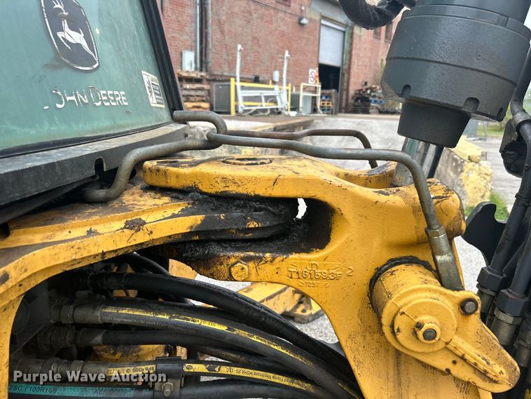 image for item EG0289 2008 John Deere 310SJ backhoe