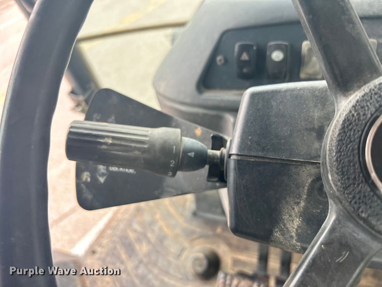 image for item EG0289 2008 John Deere 310SJ backhoe