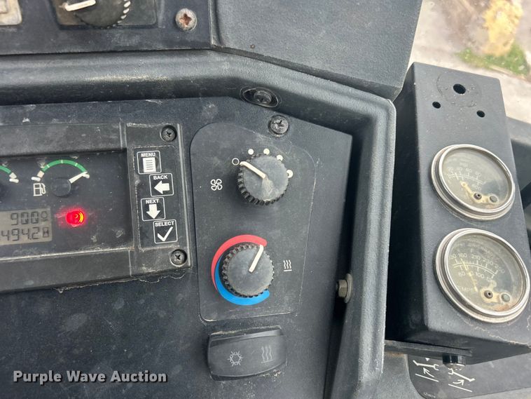 image for item EG0289 2008 John Deere 310SJ backhoe